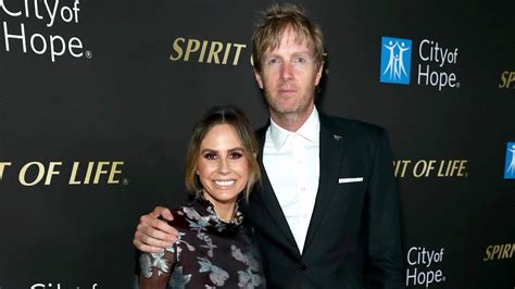 ET's Keltie Knight and Husband Chris Renew Their Vows.